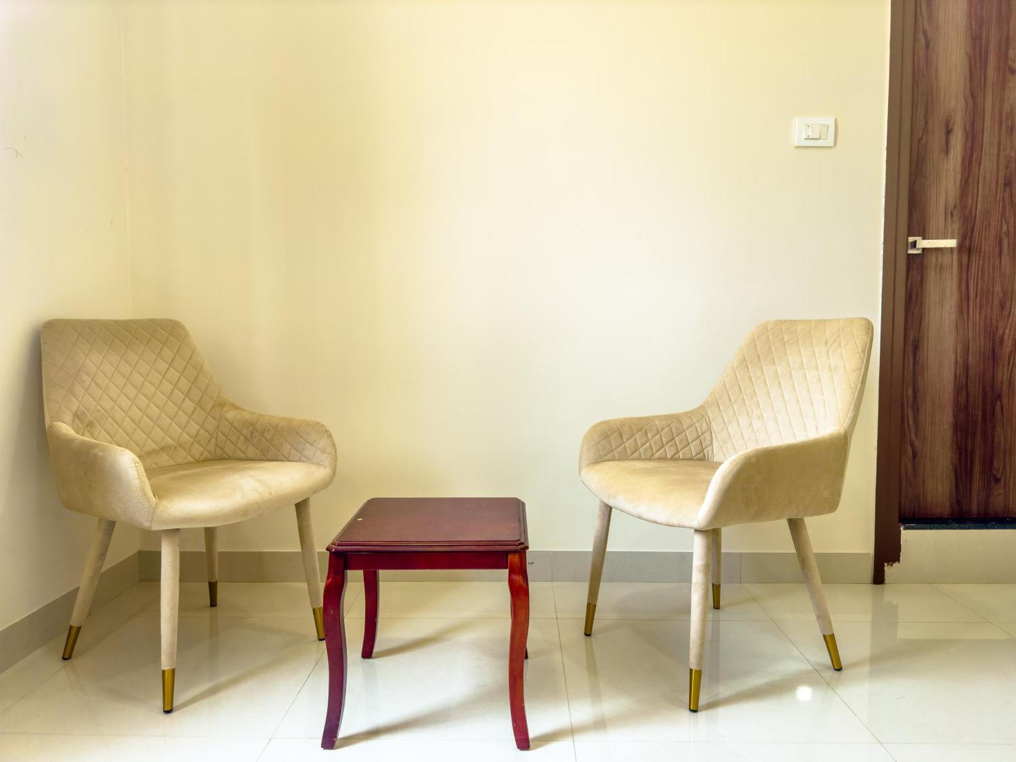 Tulip Homes Coimbatore Buitenkant foto