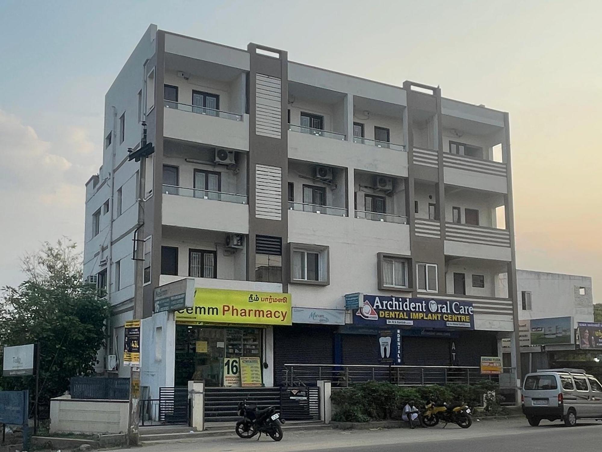Tulip Homes Coimbatore Buitenkant foto